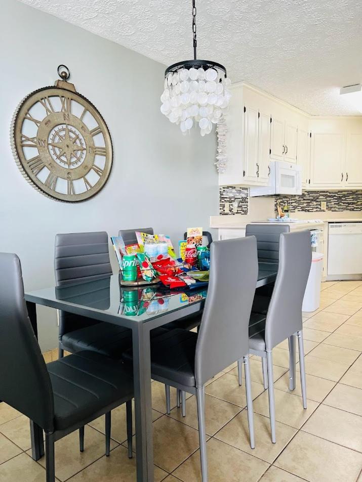 מירטל ביץ' Elegant Coastal Getaway Spacious 3Br Chelsea House מראה חיצוני תמונה